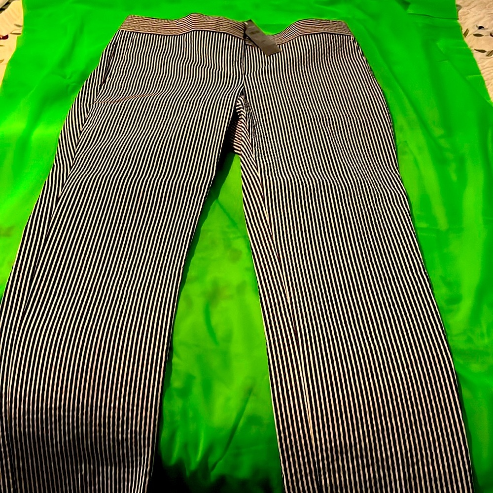 Searsucker crop pants